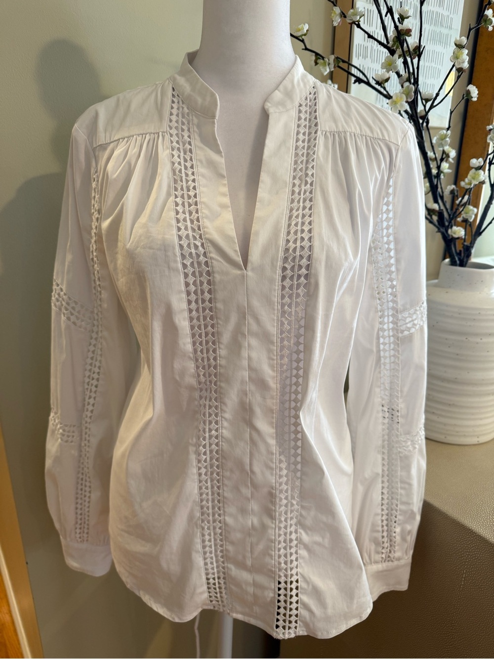 Women’s Lace Inset Poplin Split-Neck Top